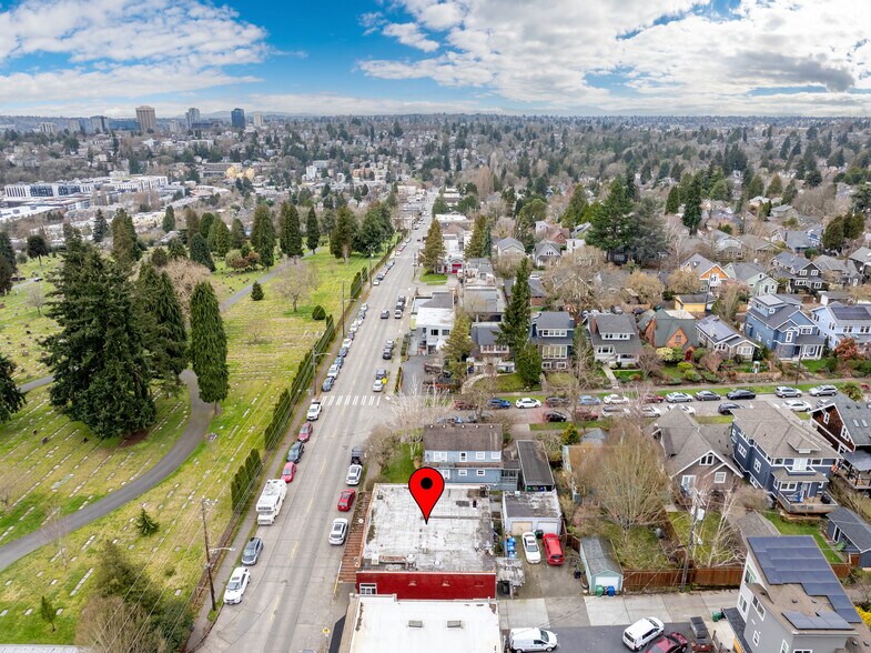 More Photos Of 3404-3410 NE 55th St, Seattle General Retail For Sale