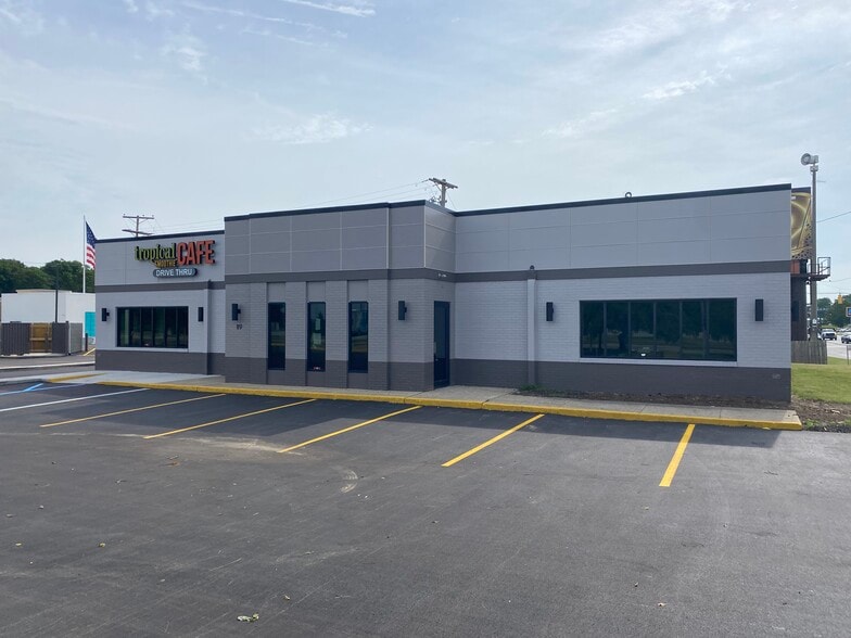 More Photos Of 119 W Ireland Rd, South Bend Medical For Lease