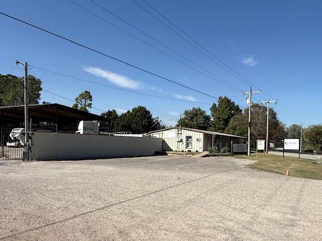 More Photos Of 1238 N Adkins Hill Rd, Norman Warehouse For Lease