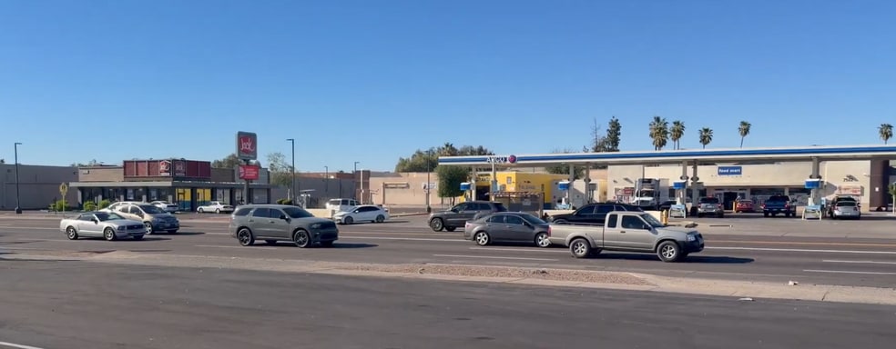 More Photos Of 7501 W Indian School Rd, Phoenix Freestanding For Lease