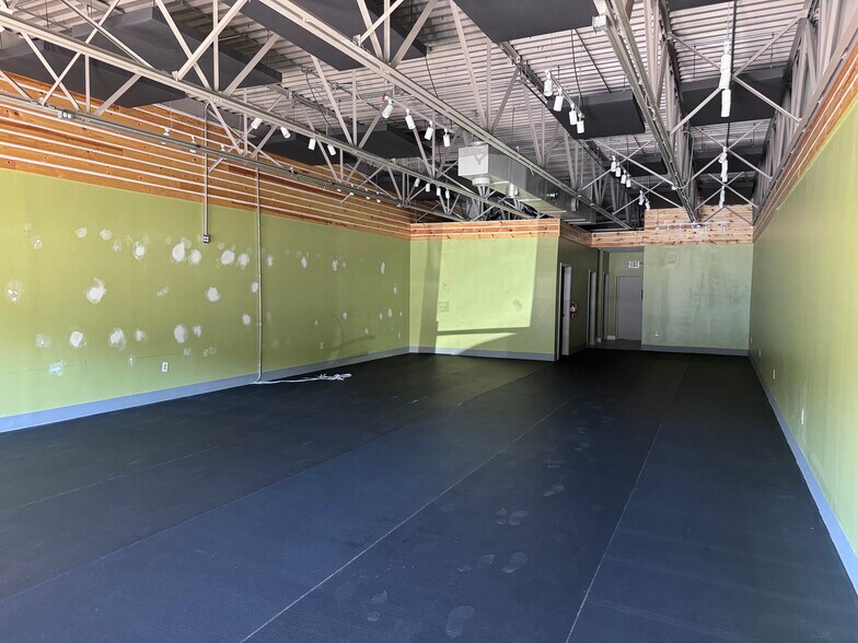 More Photos Of 199 John W Morrow Jr Pky, Gainesville Unknown For Lease