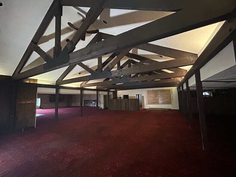 More Photos Of 602 Ridge Rd, Webster Restaurant For Sale