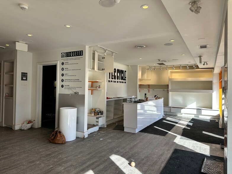 More Photos Of 10624-10642 82nd Ave NW, Edmonton Storefront For Lease