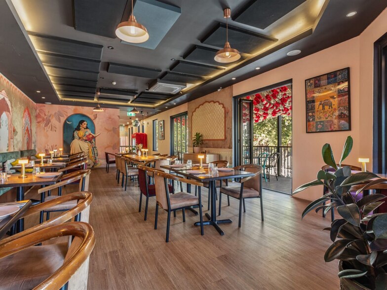More Photos Of 34 Redfern St, Redfern Restaurant For Lease