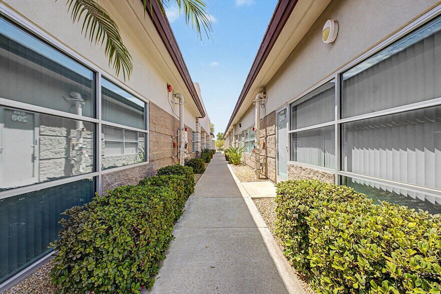 More Photos Of 15182 N 75th Ave, Peoria Medical For Sale