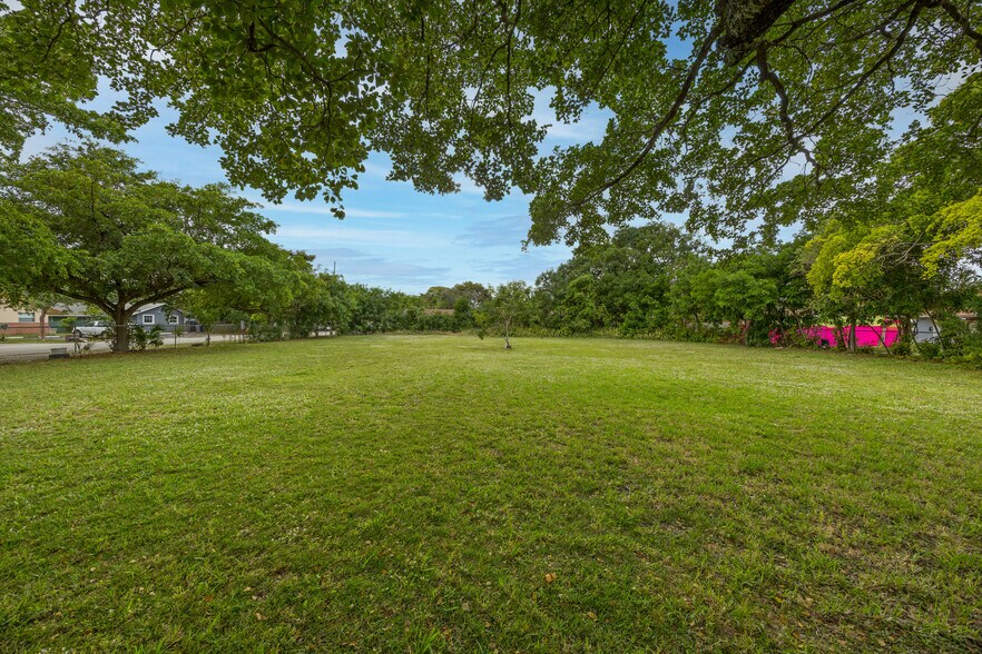 More Photos Of 731 SW 10th St, Pompano Beach Land For Sale