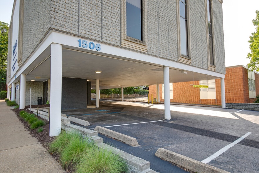 More Photos Of 1506 Staples Mill Rd, Richmond Office For Sale