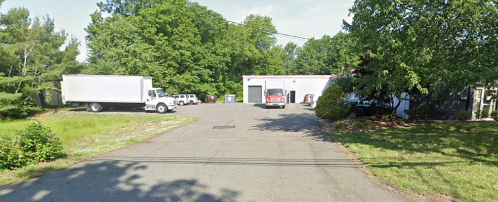 More Photos Of 5 Veronica Ave, Somerset Distribution For Sale