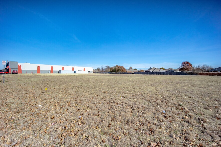 More Photos Of 951 Sonoma Park Dr, Norman Land For Sale