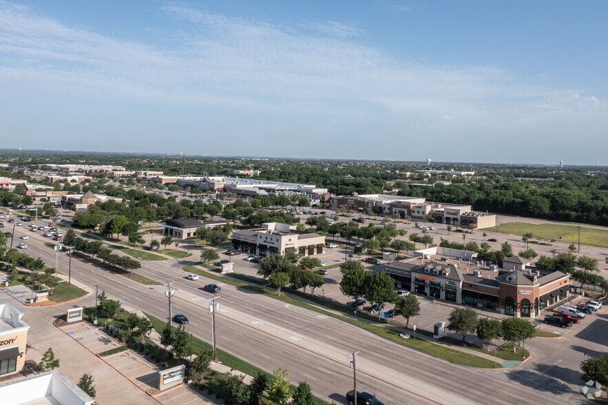 More Photos Of 205 E FM 544 Hwy, Murphy Unknown For Lease