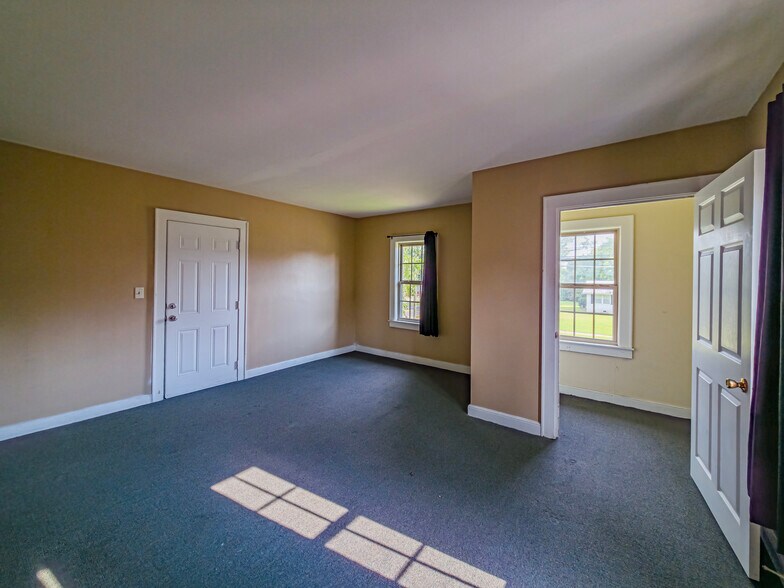 More Photos Of 521 SE 5th Ave, Moultrie Apartments For Sale
