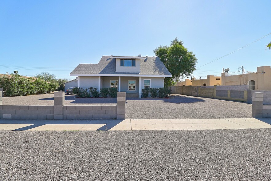 More Photos Of 2021 W Washington St, Phoenix Multifamily For Sale