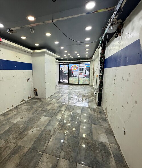 More Photos Of 2 W 125th St, New York Storefront Retail Residential For Lease