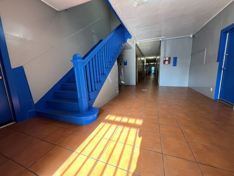 More Photos Of 717 Columbia Ave, Los Angeles Apartments For Sale