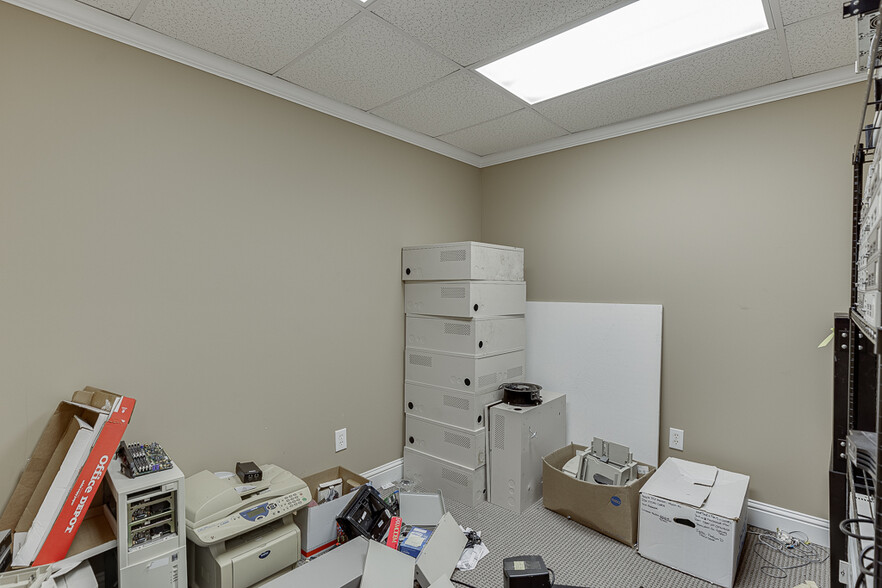 More Photos Of 743 Church St, Buford Office For Sale