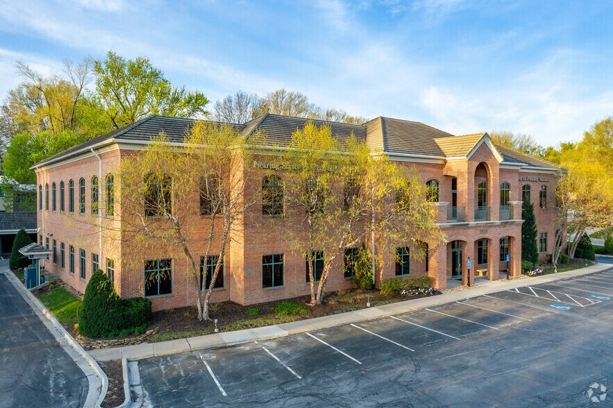 Primary Photo Of 3515 W 75th St, Prairie Village Office For Lease