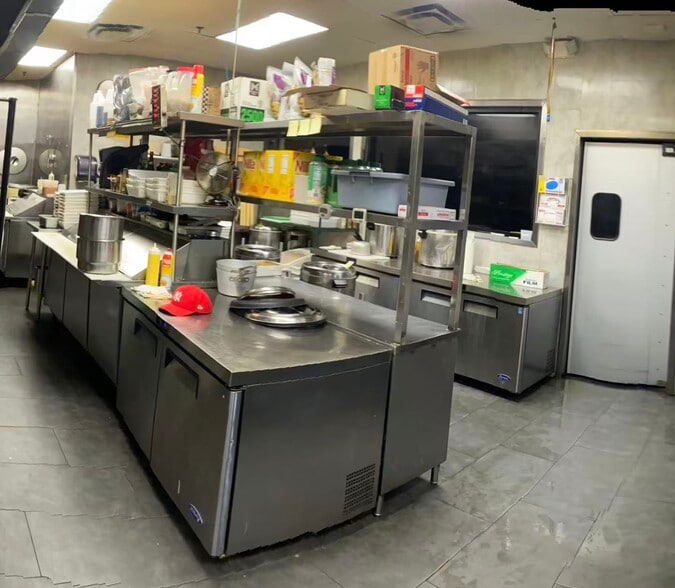 More Photos Of University Dr, Coral Springs Restaurant For Lease