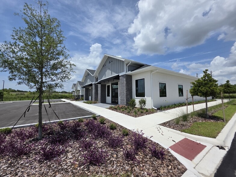 More Photos Of 950 Windermere rd, Winter Garden Medical For Lease