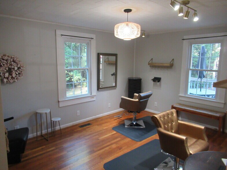 More Photos Of 1704 Gastonia Hwy, Lincolnton Office For Lease