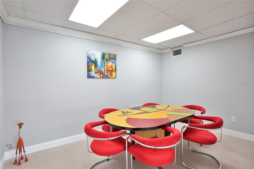 More Photos Of 2430 17th St, Sarasota Freestanding For Sale