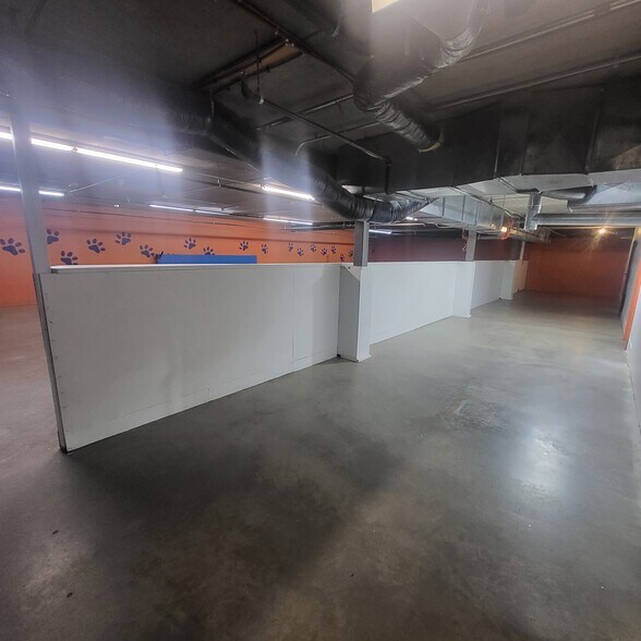 More Photos Of 602 S Rum River Dr, Princeton Freestanding For Lease