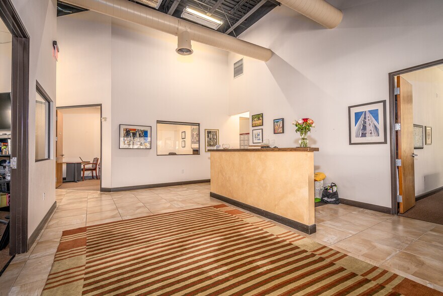 More Photos Of 1901-1923 Windsor Pl, Fort Worth Warehouse For Lease