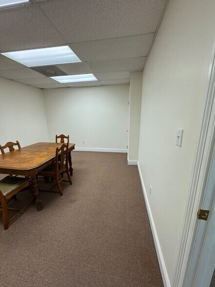 More Photos Of 332 2nd Ave E, Oneonta Office For Sale