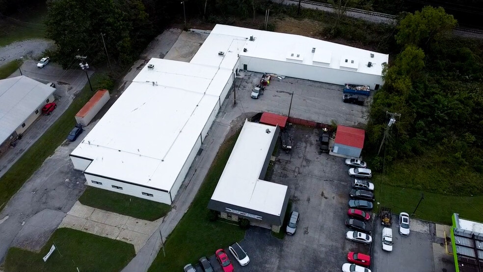 More Photos Of 1409 Robinson Rd, Old Hickory Service For Lease