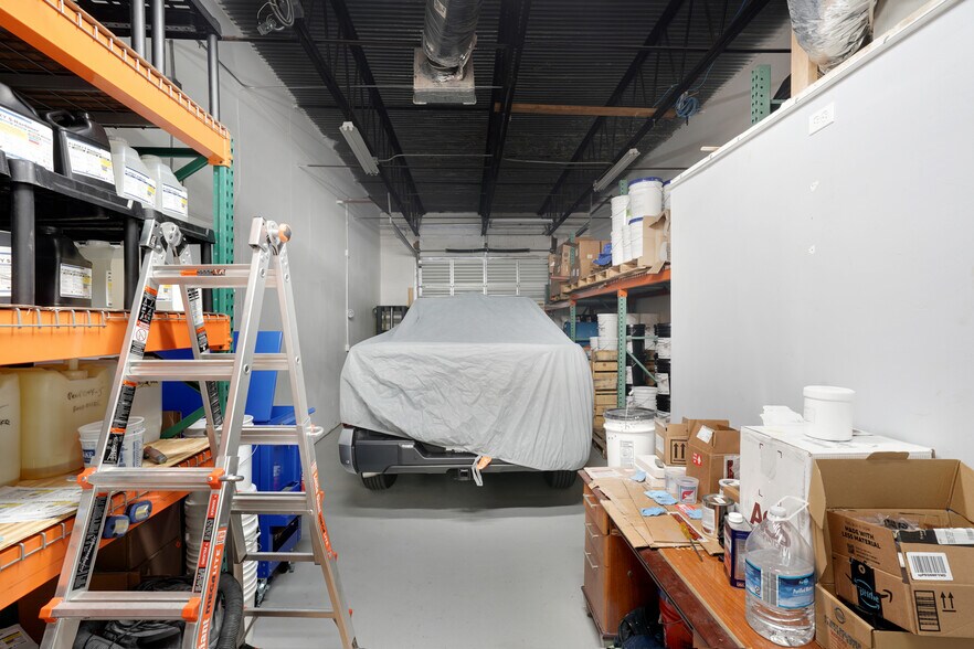 More Photos Of 1500-1536 S Dixie Hwy, Pompano Beach Showroom For Lease