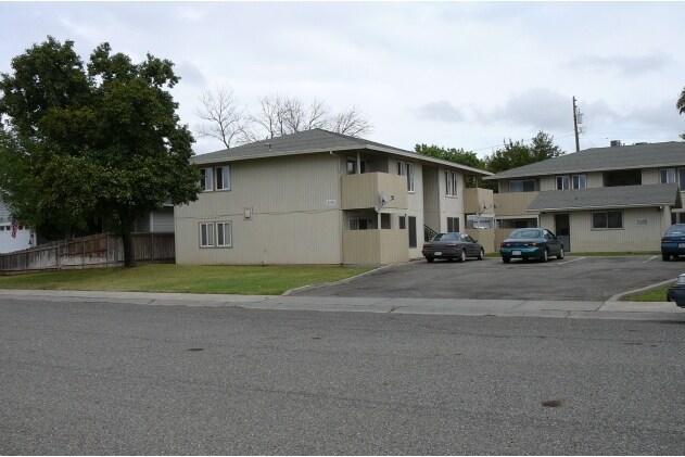 More Photos Of 266 S Yolo St, Willows Apartments For Sale