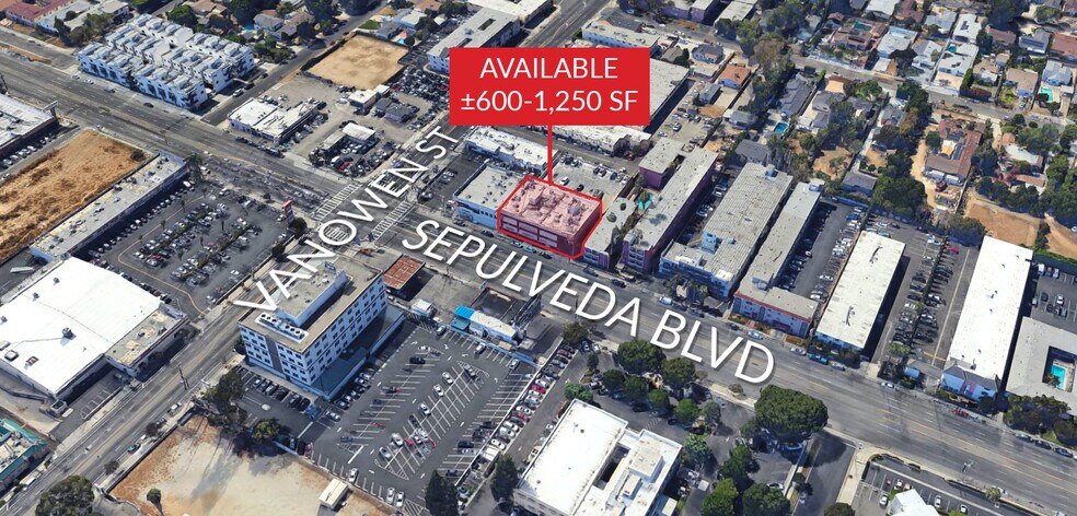 More Photos Of 6819 Sepulveda Blvd, Van Nuys Office For Lease