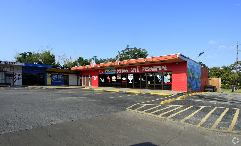 More Photos Of 5300-5314 Telephone Rd, Houston General Retail For Lease