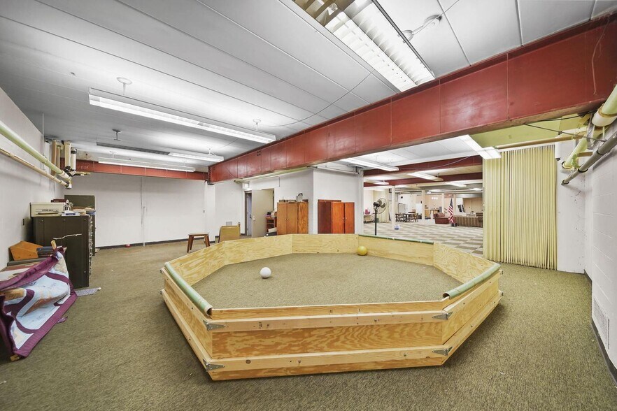 More Photos Of 201 S Jackson St, Jackson Specialty For Sale