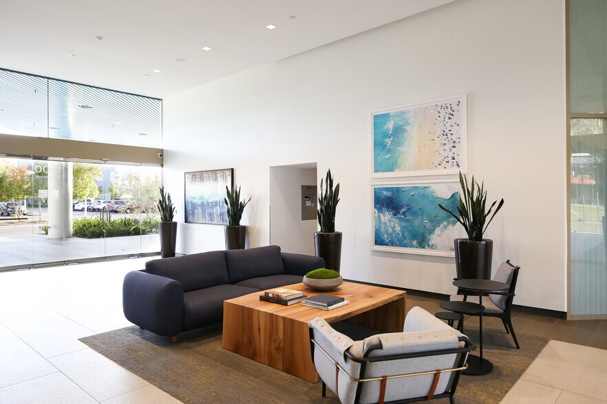 More Photos Of 1500 Quail St, Newport Beach Office For Lease