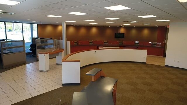 More Photos Of 620 E Rt 33, Hightstown Restaurant For Sale