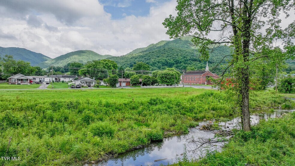 More Photos Of 118 Highway 67, Hampton Land For Sale