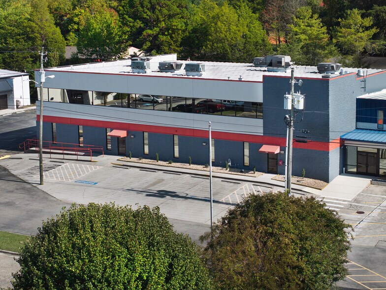 More Photos Of 7134 Regal Ln, Knoxville Office For Lease