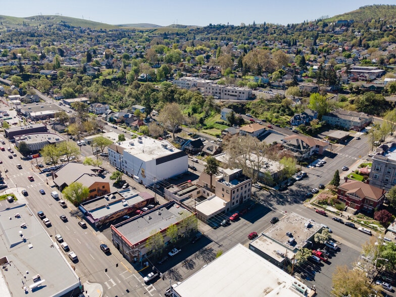 More Photos Of 412 Washington St, The Dalles Freestanding For Sale