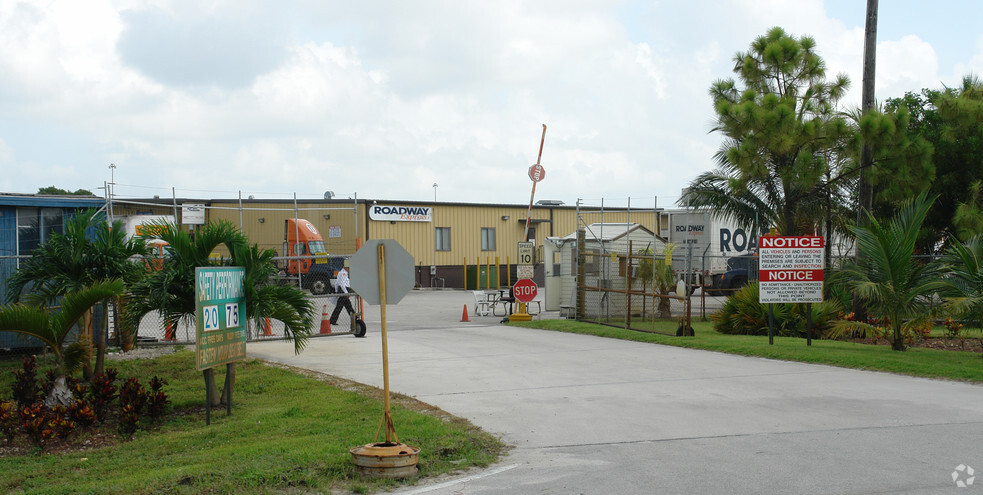 Primary Photo Of 11001 NW 138th St, Medley Truck Terminal For Lease