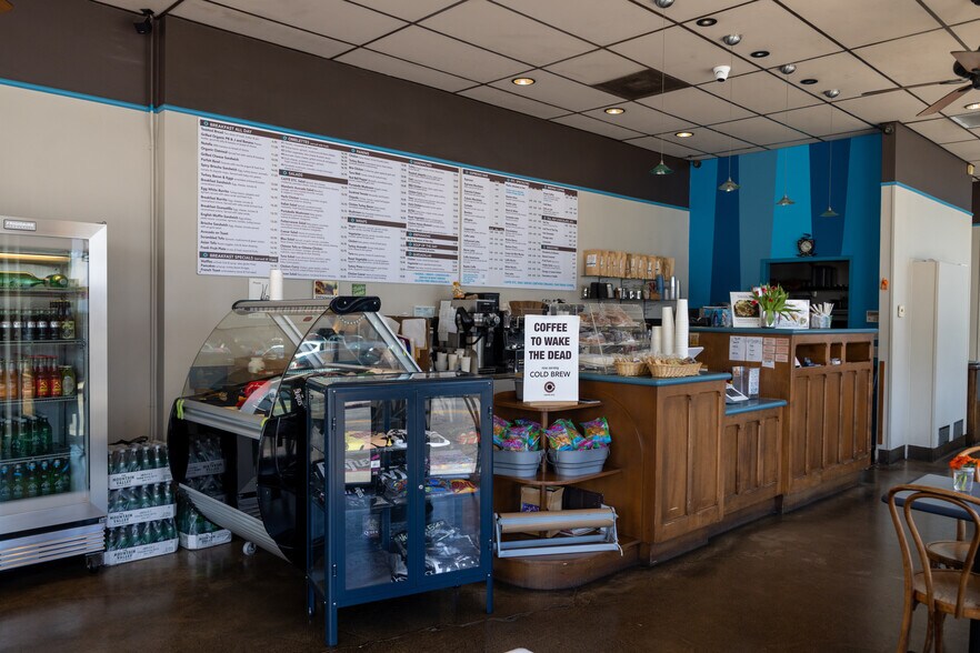 More Photos Of 1602-1608 N Cahuenga Blvd, Los Angeles Storefront Retail Office For Sale