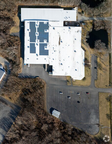 More Photos Of 600 Airport Rd, Fall River Manufacturing For Lease