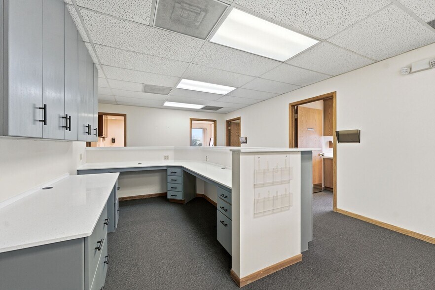 More Photos Of 201 E 5900 S, Murray Medical For Sale