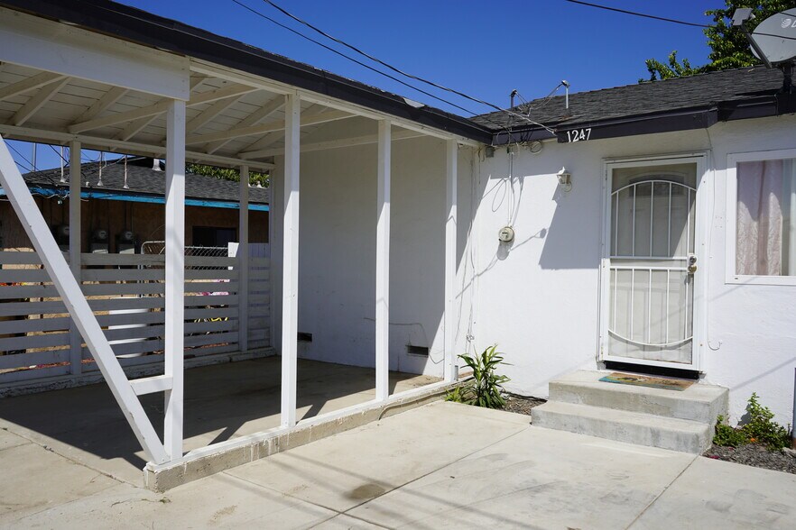 More Photos Of 1235 Clavel Ave, Ventura Apartments For Sale
