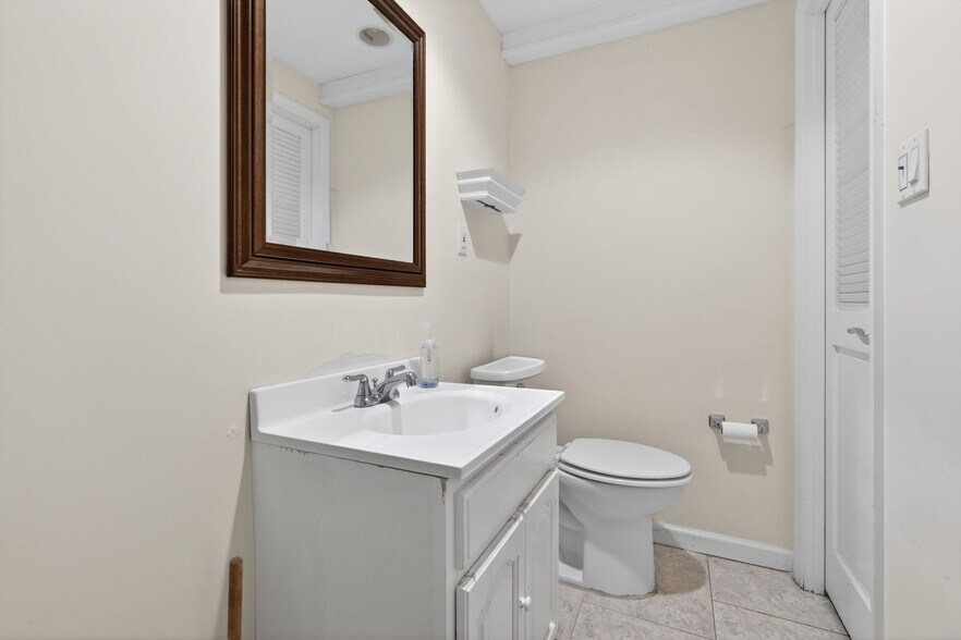 More Photos Of 655 76th St, Brooklyn Healthcare For Sale