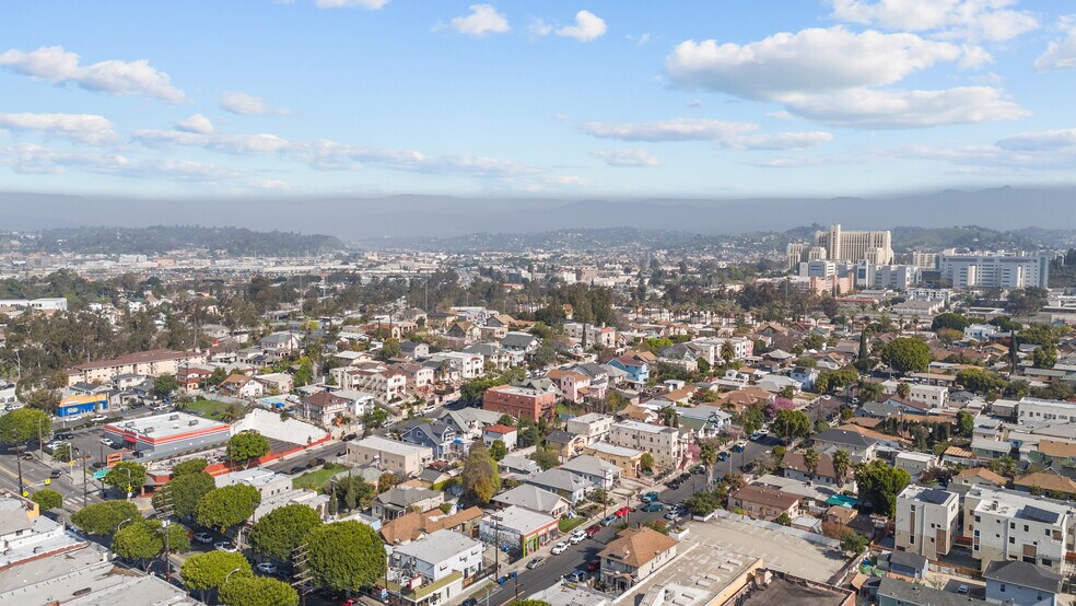 More Photos Of 509 N St Louis St, Los Angeles Storefront Retail Office For Sale