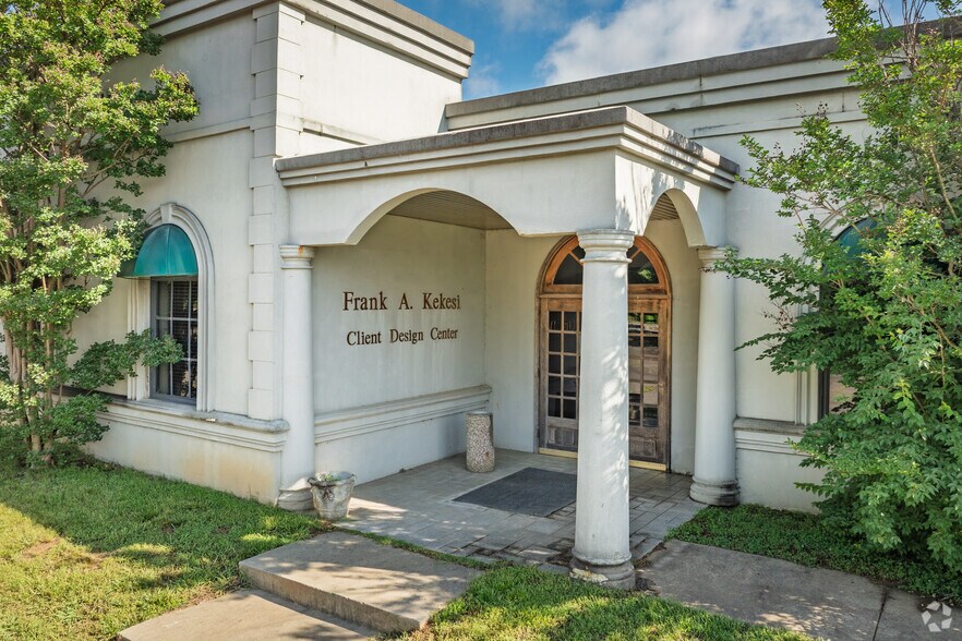 More Photos Of 3811 Kimwell Dr, Winston-Salem Warehouse For Sale