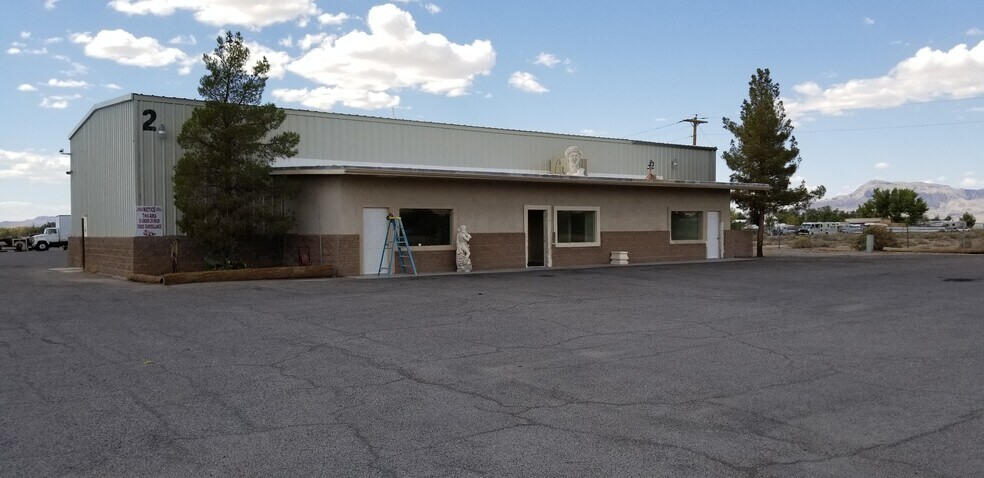 More Photos Of 800 Margaret St, Pahrump Manufacturing For Lease