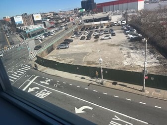 More Photos Of 4040 Northern Blvd, Long Island City Land For Lease