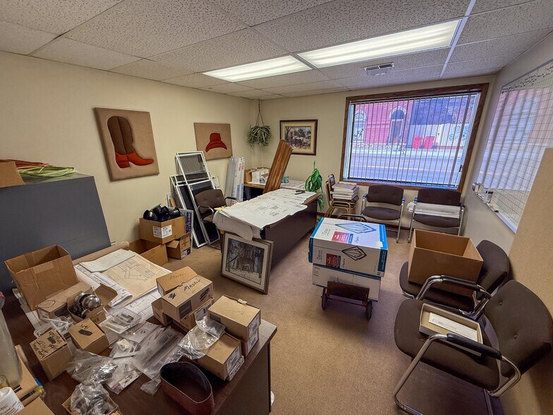 More Photos Of 16 Mantorville Ave N, Kasson Office For Sale