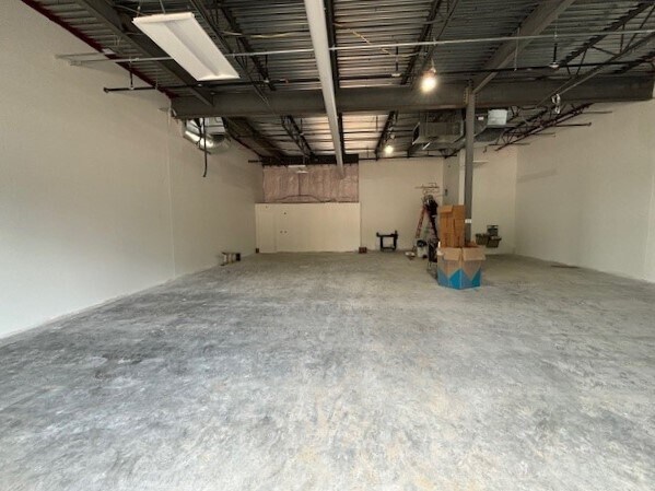 More Photos Of 901-945 Shaker Rd, Longmeadow Freestanding For Lease